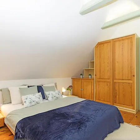 Apartment Lotus Eger